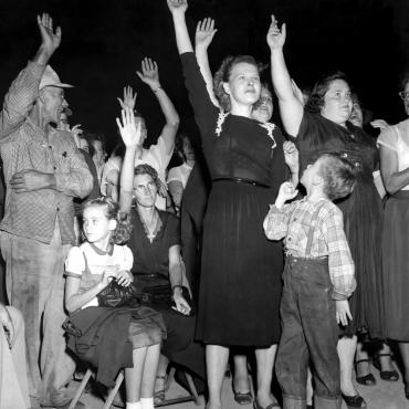 Lincoln, Del., Residents Protest Desegregation